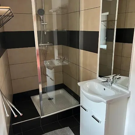 Apartment « petit Paris » - T2 Centre Parking/balcon Albertville