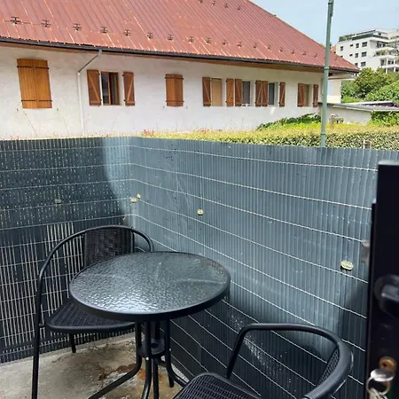 « petit Paris » - T2 Centre Parking/balcon Apartamento